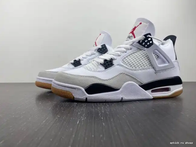 Retro DR5415-100 4 Jordan SB 0520